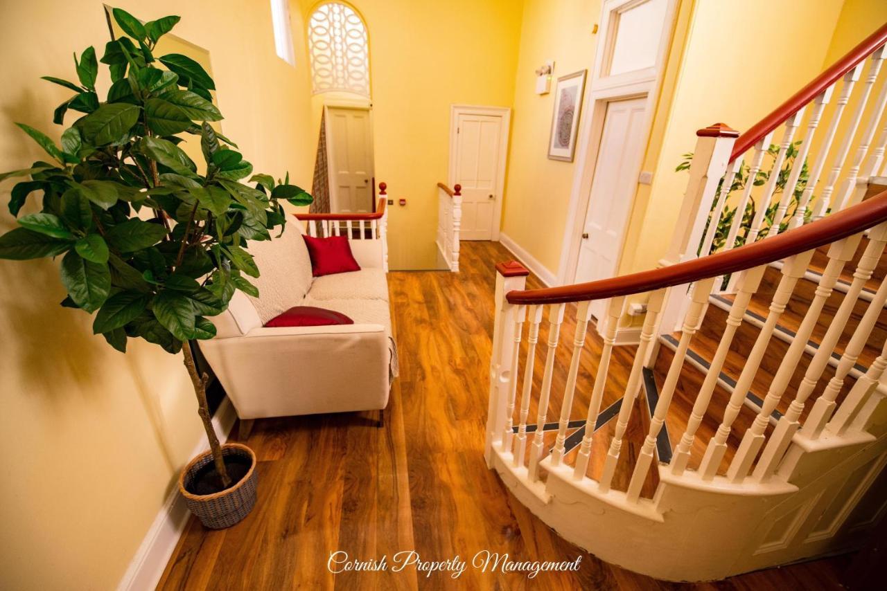River Street Apartments Труро Екстериор снимка
